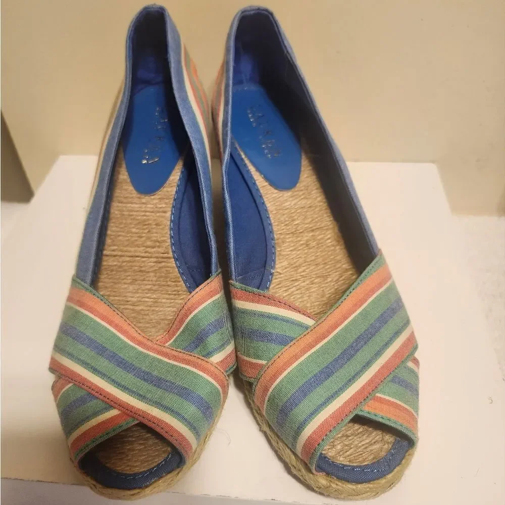 Lauren Ralph Lauren Cecelia Canvas Peep Toe Wedge Heel Espadrilles Sz. 8.5 $195